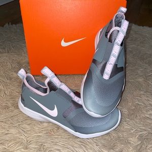 NEW Nike Flexrunners
